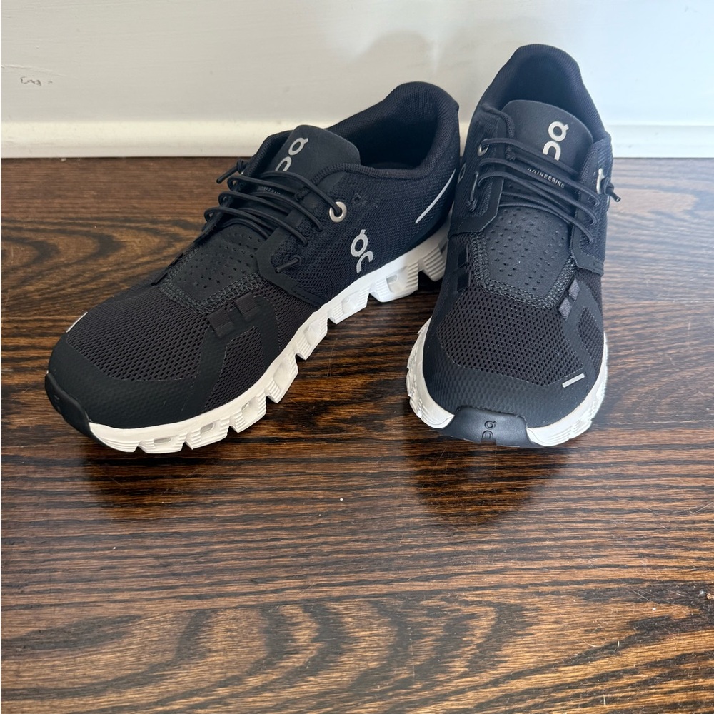 Women’s On Cloud Sneakers